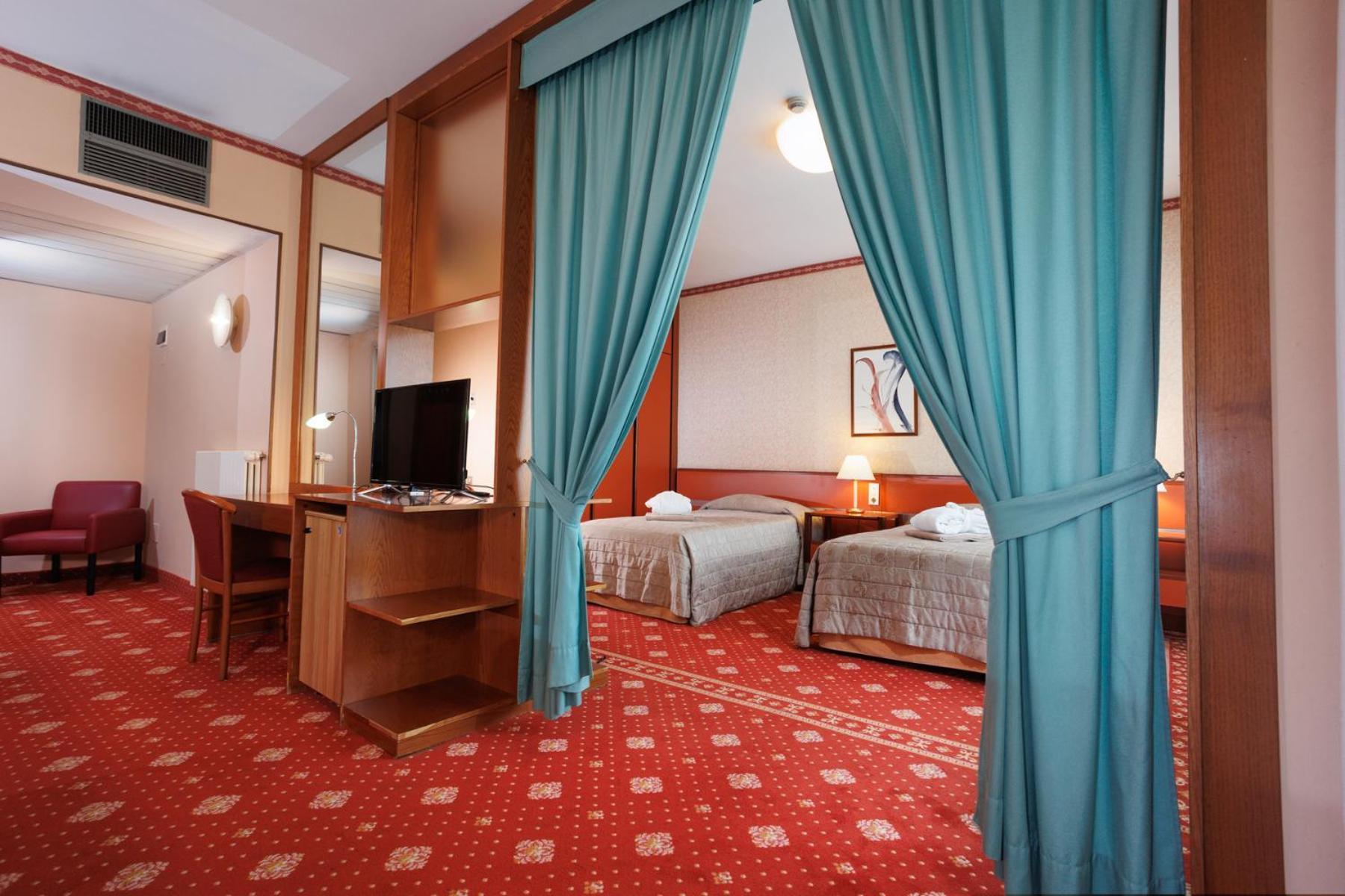 Hotel Savoia Thermae & Spa (Adults Only) Abano Terme Exterior photo