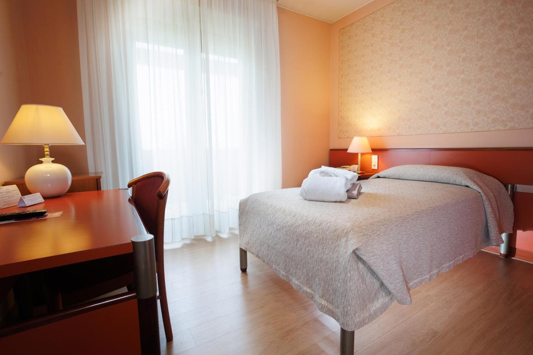 Hotel Savoia Thermae & Spa (Adults Only) Abano Terme Exterior photo